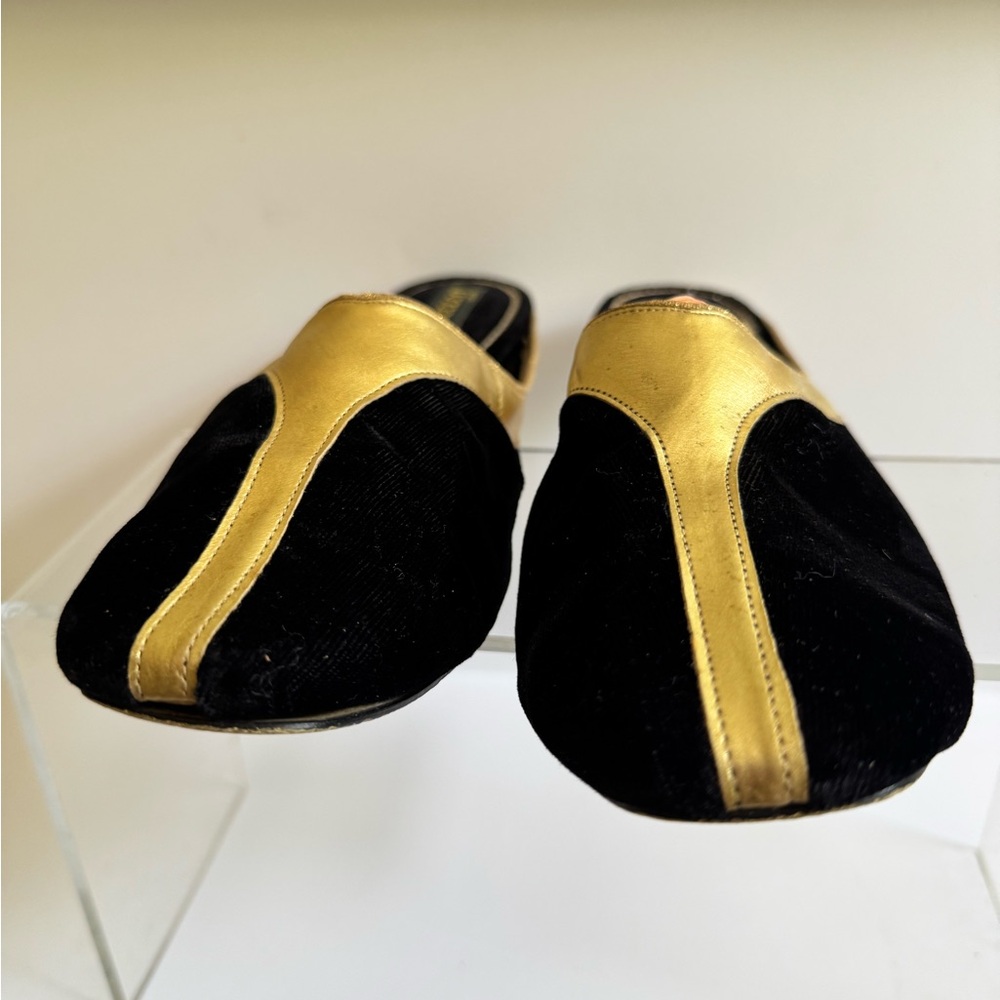 BEACON SLIPPERS BLACK VELVET with GOLD ACCENT - 10.5 Grand Millennial Regency - Picture 8 of 15